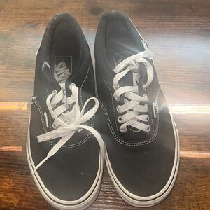Vans Black and White Men's 7 Sneakers